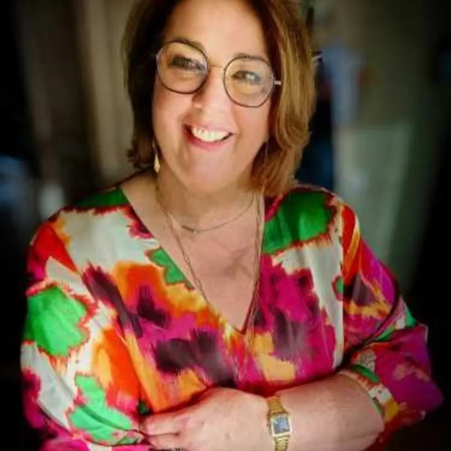 Dr Isabelle Van Wuytswinkel